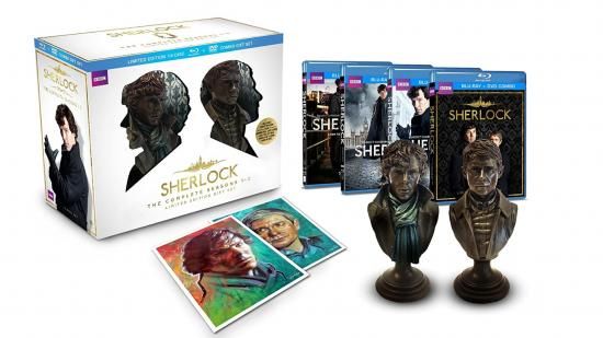Das Sammlerset der Sherlock-Serien 1–3, zusammen mit exklusiven Büsten und Kunstkarten.