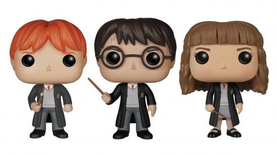 Ron, Harry ja Hermione Funko Pop-hahmot valkoisella taustalla.