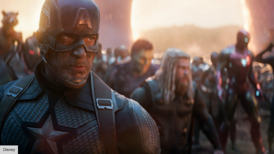 Kevin Feige는 Endgame에서 여섯 명의 원래 Avengers를 모두 죽이고 싶었습니다.