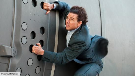 Tom Cruise는 새로운 영화 The Challenge에 대한 영화 우주 경쟁에서 패할 수 있습니다.